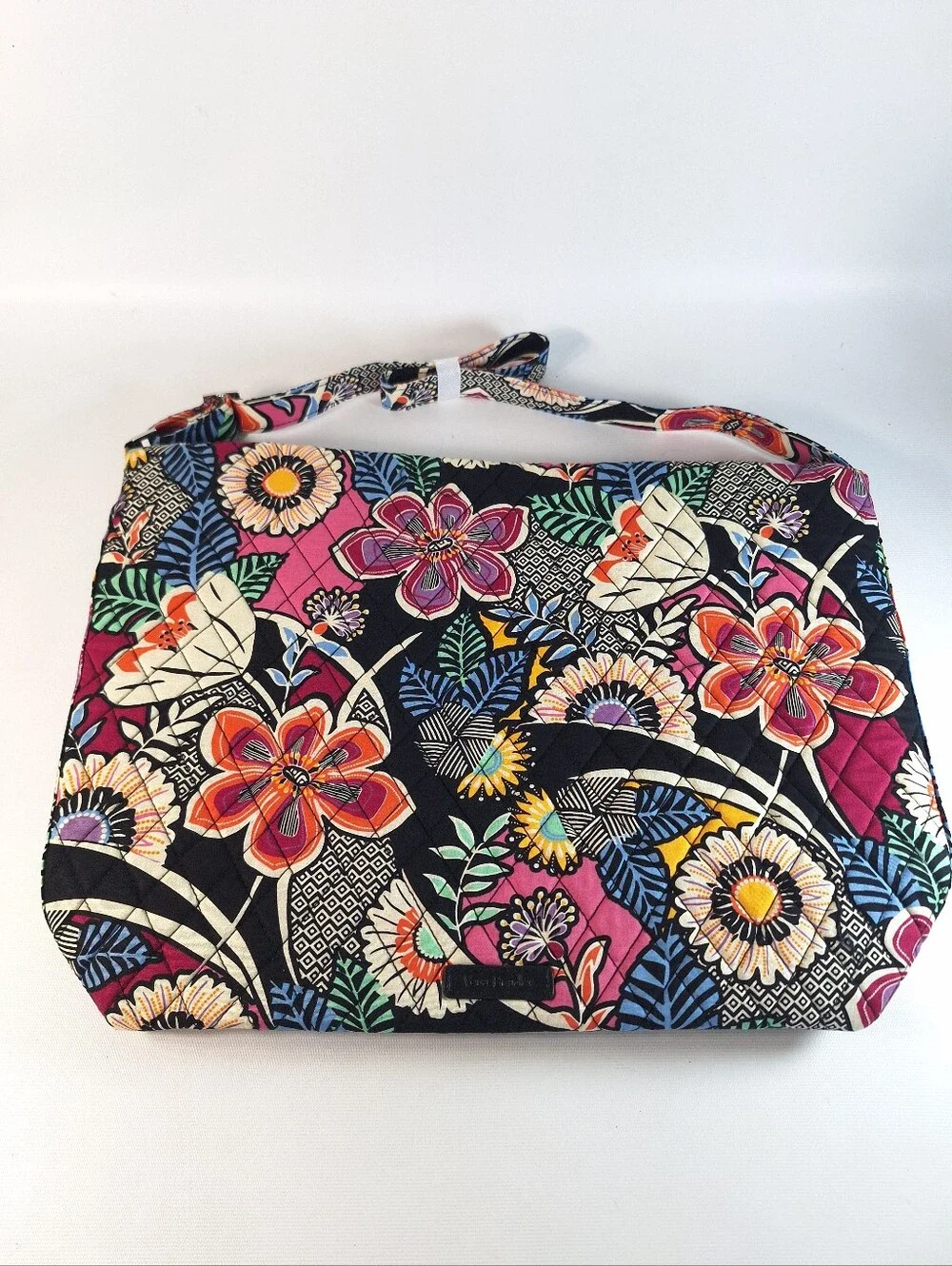 Vera Bradley NWT Quilted Kauai Floral Hobo Shoulder Bag - Picture 2 of 10